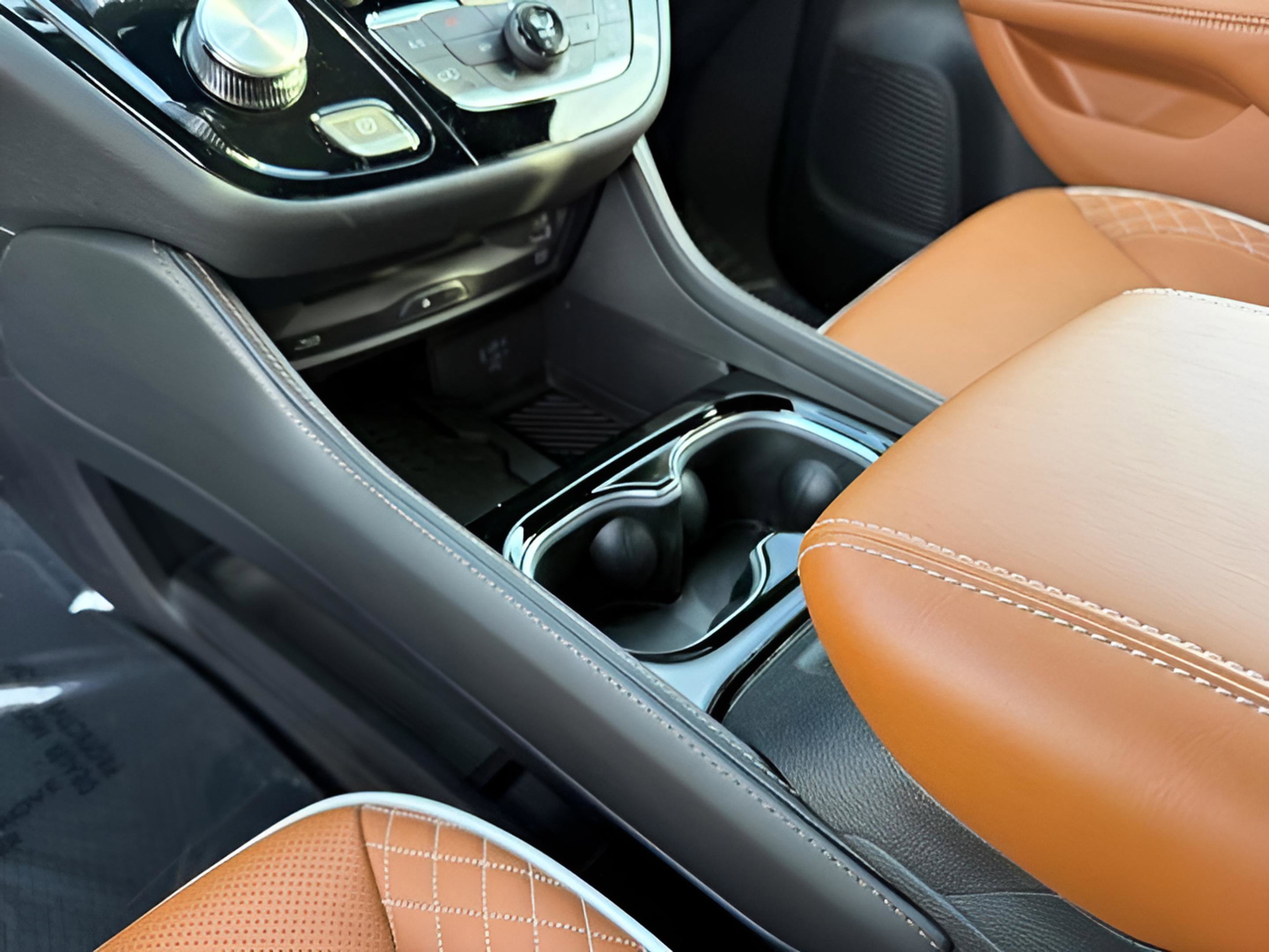 New 2026 Chrysler Pacifica Pinnacle w/ Trailer Tow Group image 25