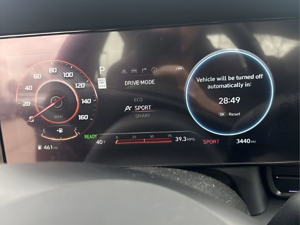 Used 2025 Hyundai Elantra SEL image 32