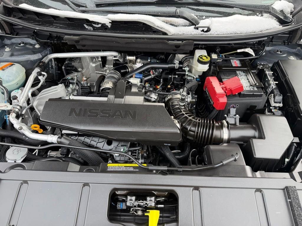 Used 2026 Nissan Rogue S AWD/4WD image 31