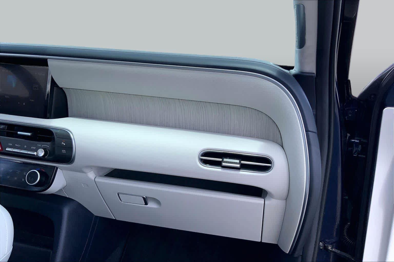 Certified 2026 Hyundai Palisade Calligraphy FWD image 34