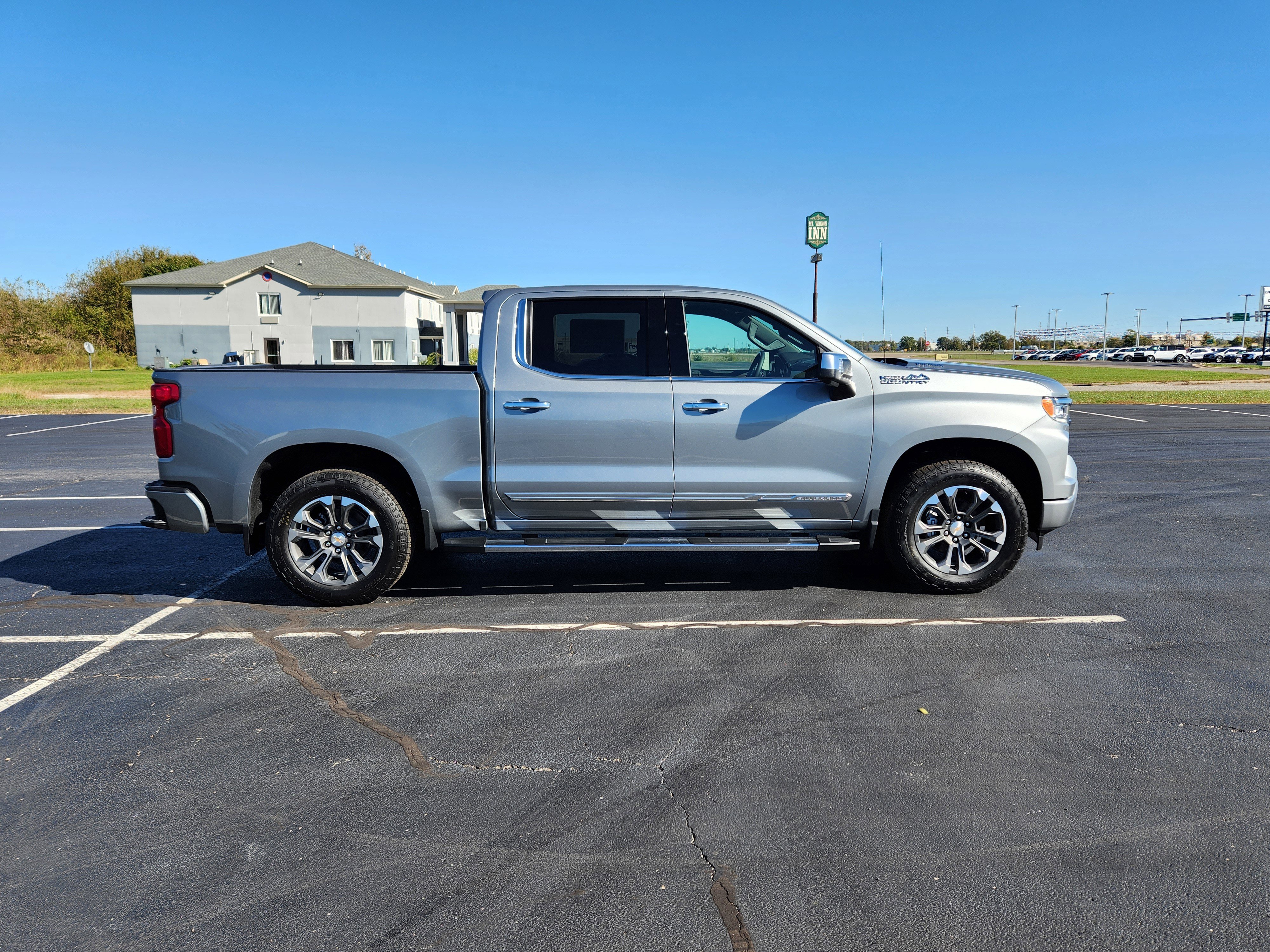 New 2026 Chevrolet Silverado 1500 High Country w/ Technology Package image 5