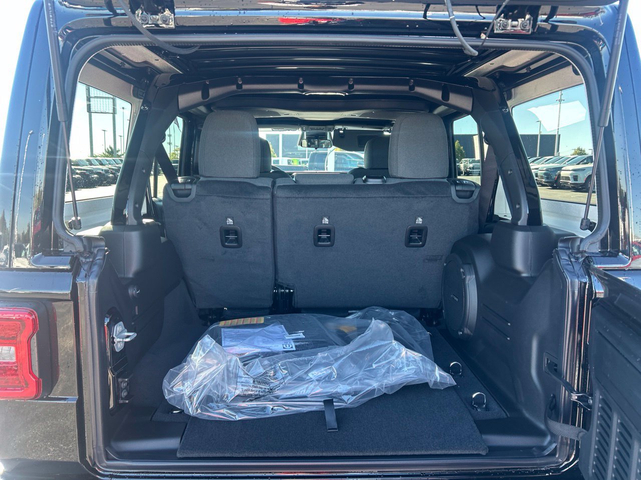 New 2027 Jeep Wrangler Unlimited Sport AWD/4WD image 12