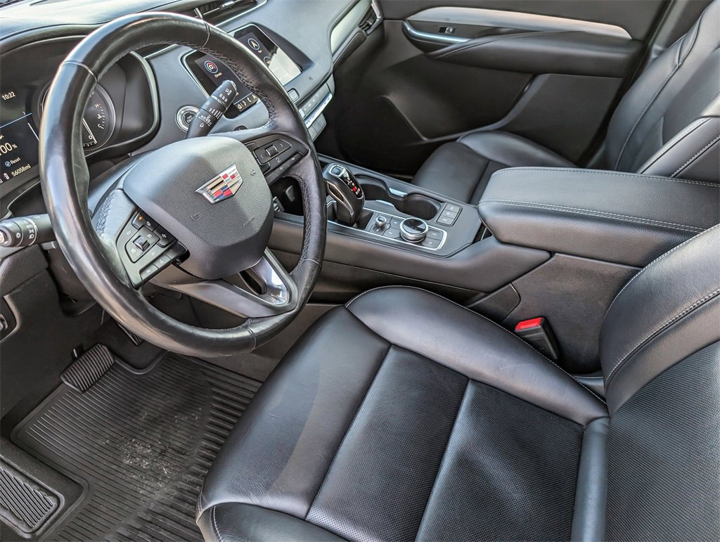 Used 2019 Cadillac XT4 Premium Luxury w/ Technology Package image 9