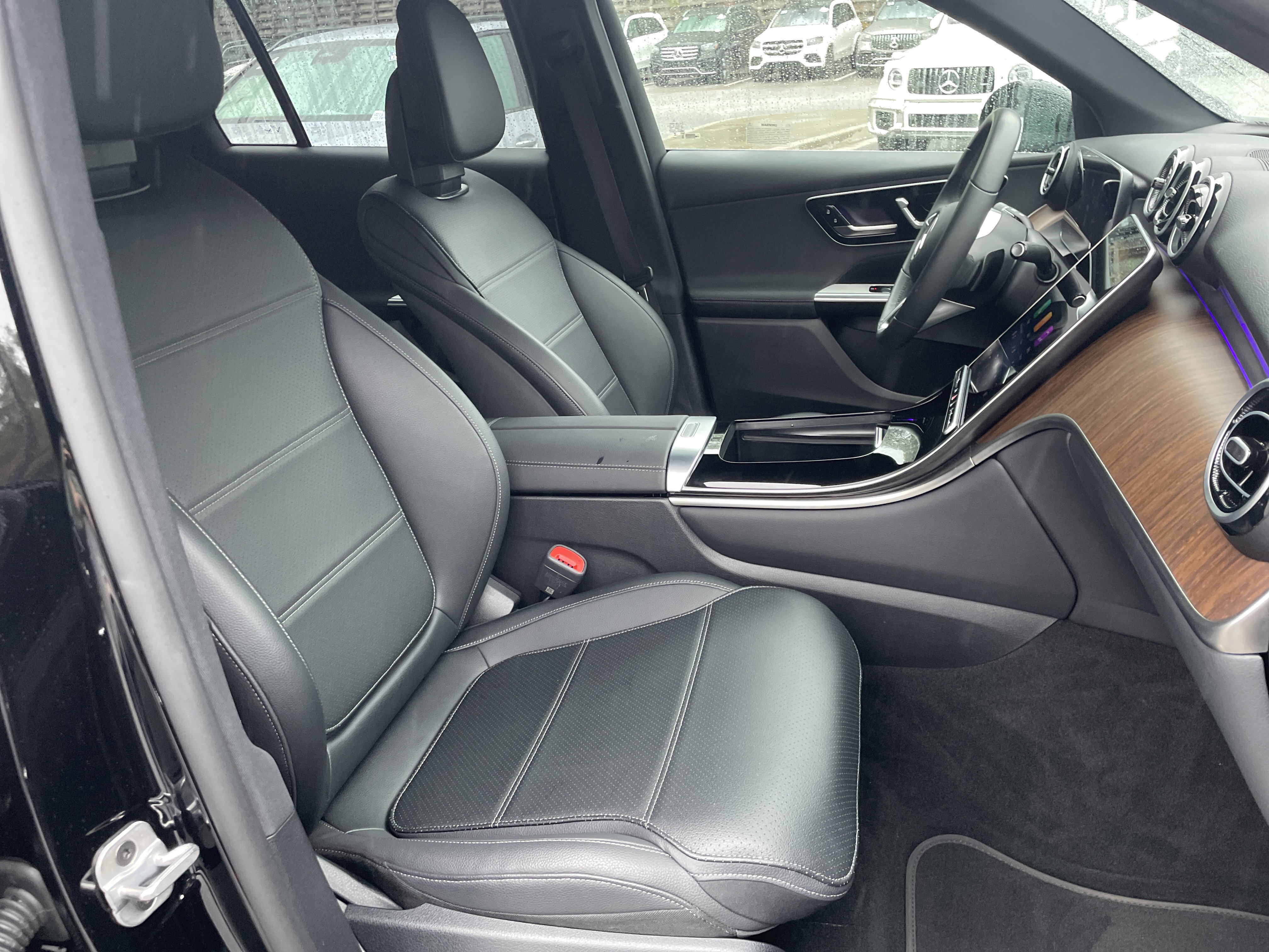 Certified 2025 Mercedes-Benz GLC 300 4MATIC image 48