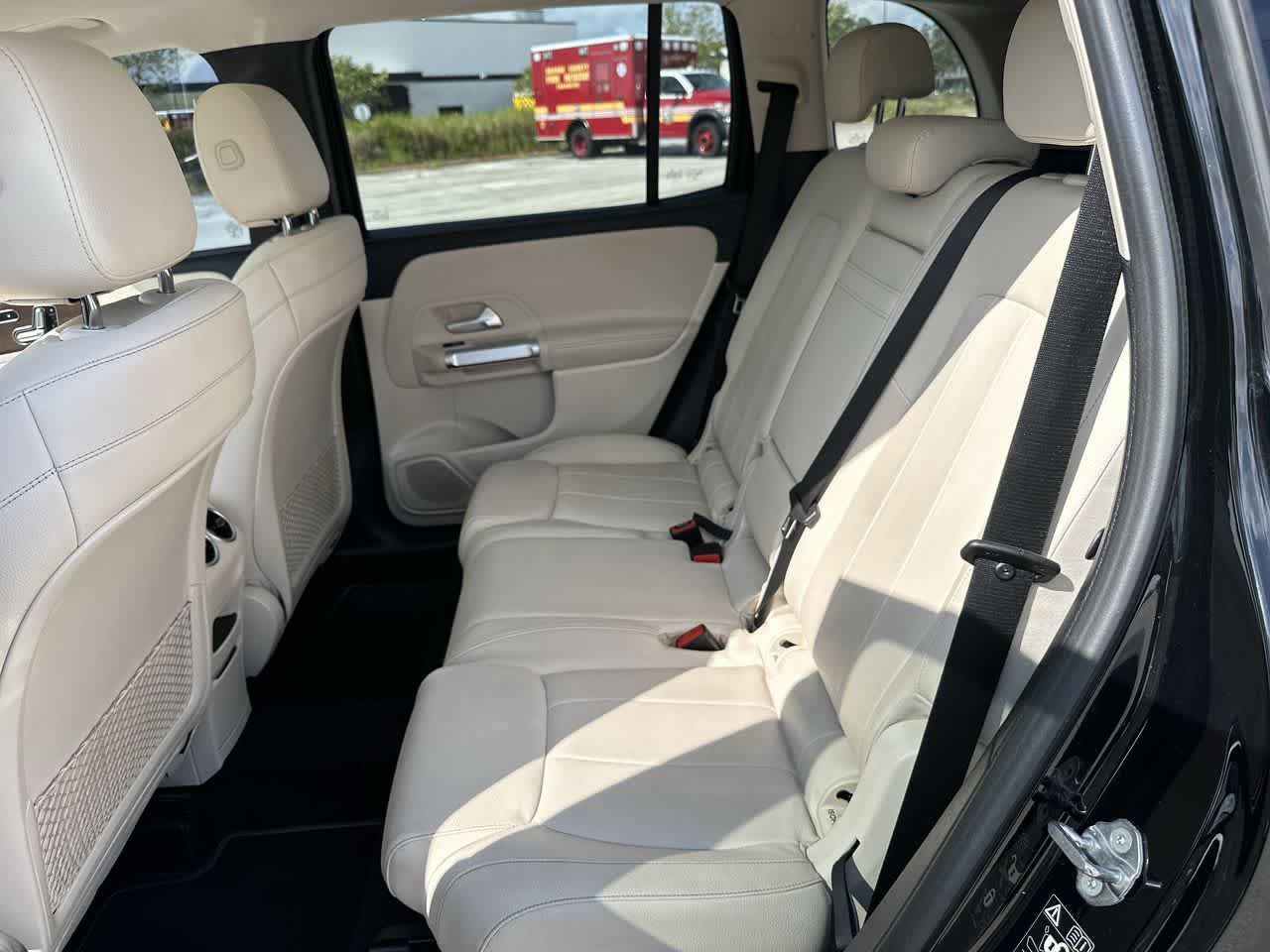 Used 2020 Mercedes-Benz GLB 250 4MATIC image 18