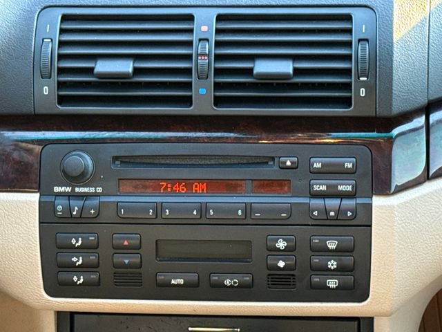 Used 2006 BMW 325Ci Convertible image 12