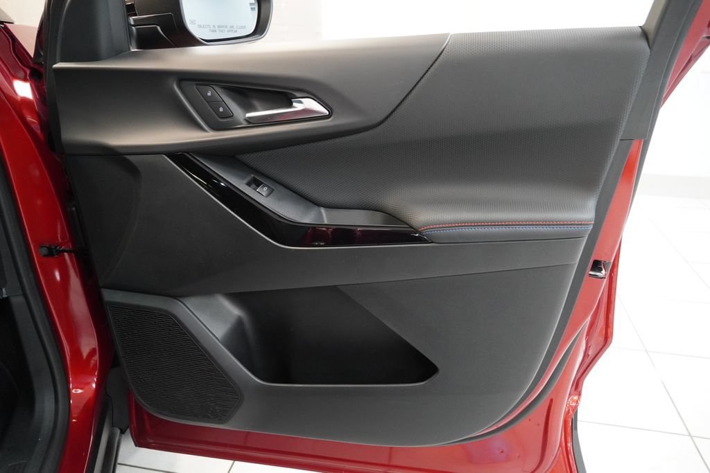 New 2026 Chevrolet Equinox RS w/ LPO, Floor Liner Package AWD/4WD image 36
