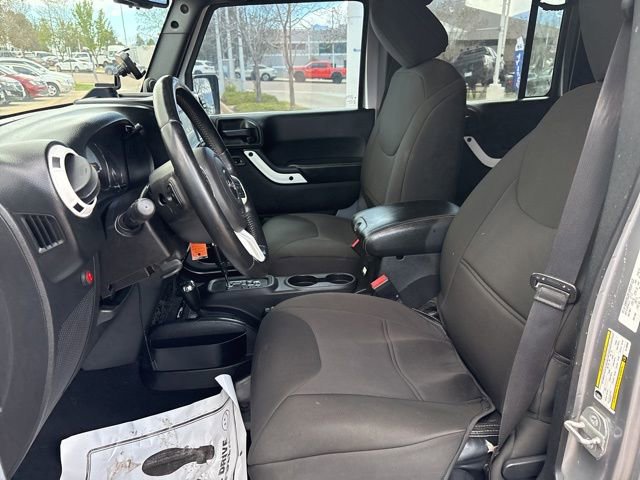 Used 2014 Jeep Wrangler Unlimited Sahara AWD/4WD image 11