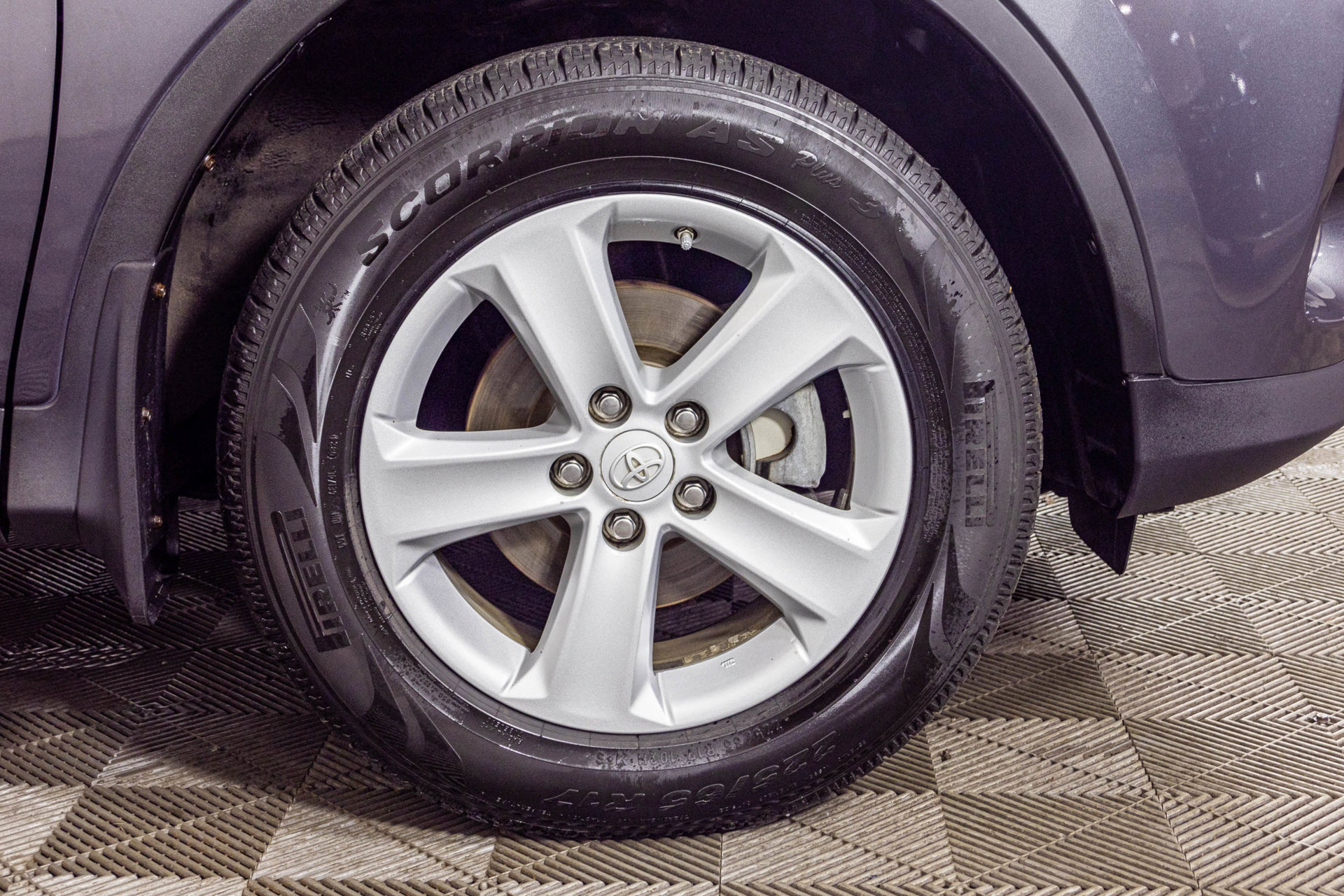 Used 2013 Toyota RAV4 XLE FWD image 50