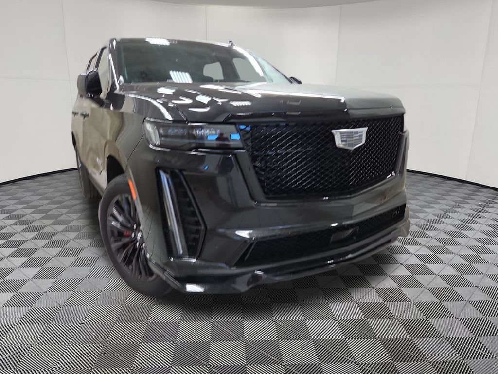Used 2024 Cadillac Escalade V w/ LPO, ONYX Package AWD/4WD image 2