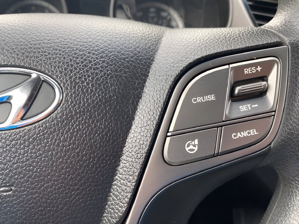 Used 2015 Hyundai Santa Fe Sport FWD image 20