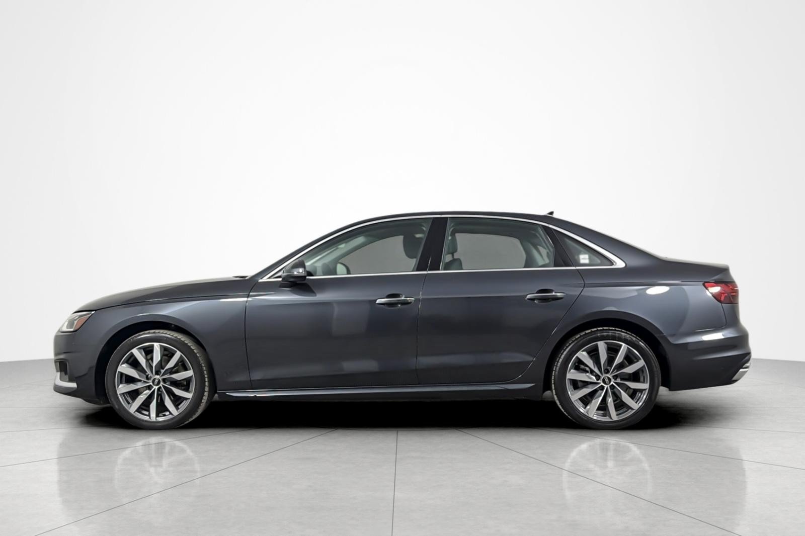 Used 2023 Audi A4 2.0T Premium w/ Convenience Package AWD/4WD image 2