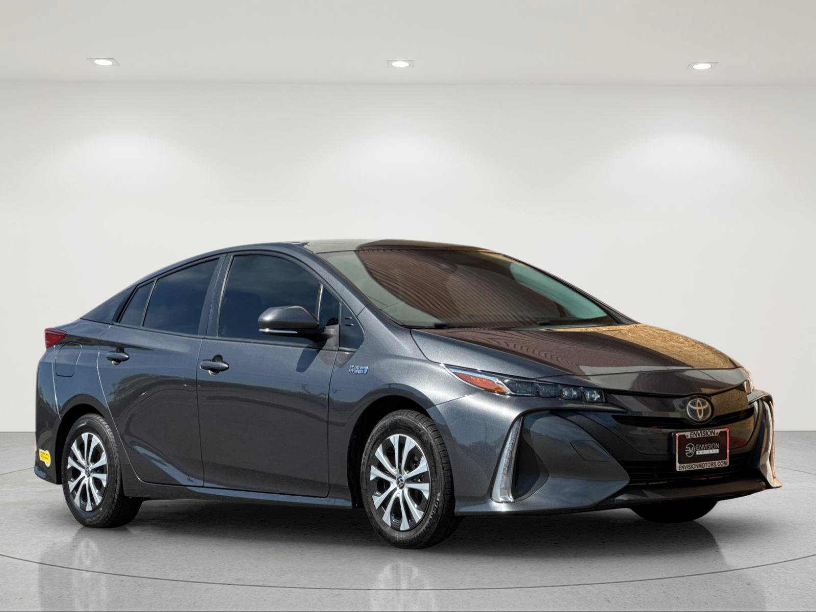 Used 2022 Toyota Prius Prime XLE FWD image 8