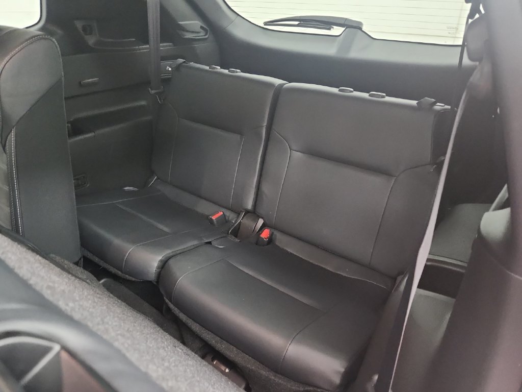 Used 2025 Mitsubishi Outlander SE AWD/4WD image 34