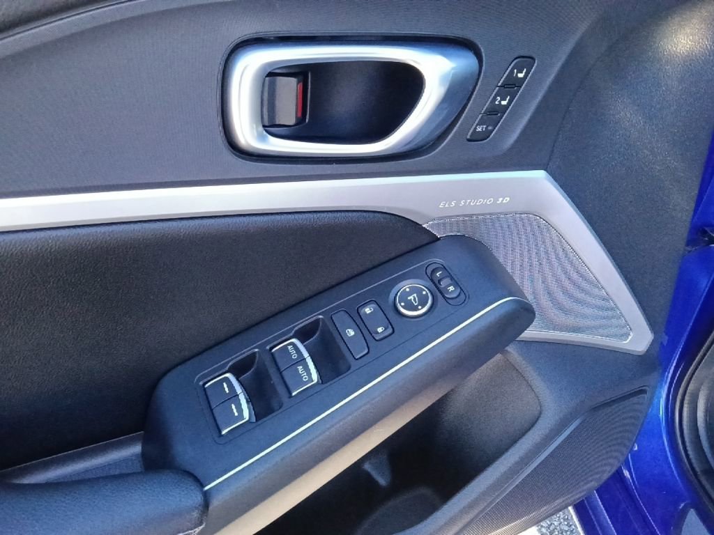 Used 2023 Acura Integra A-Spec image 12