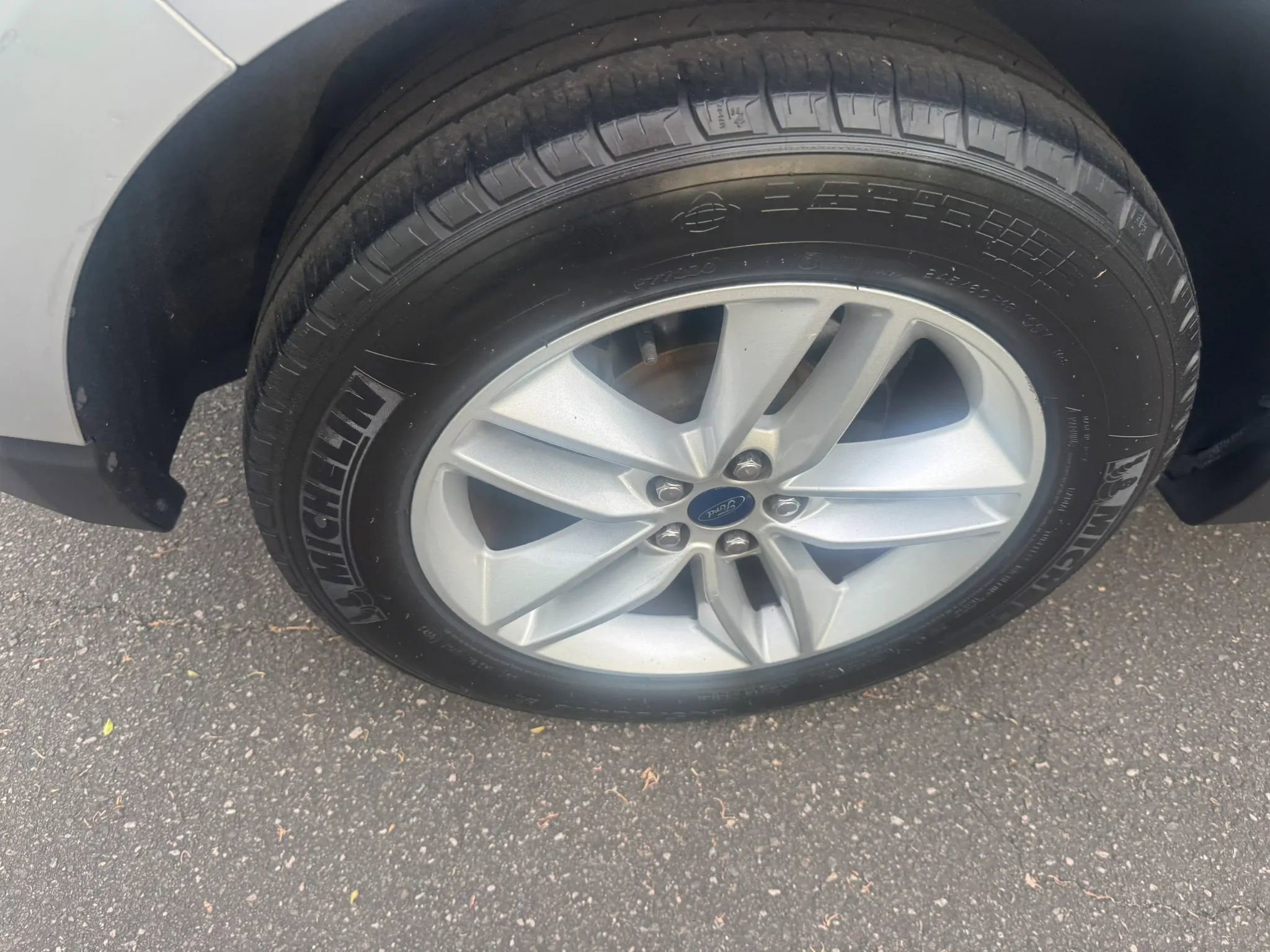 Used 2017 Ford Edge SEL w/ Equipment Group 201A FWD image 14