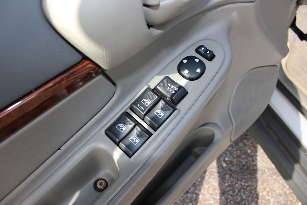 Used 2004 Chevrolet Impala image 12
