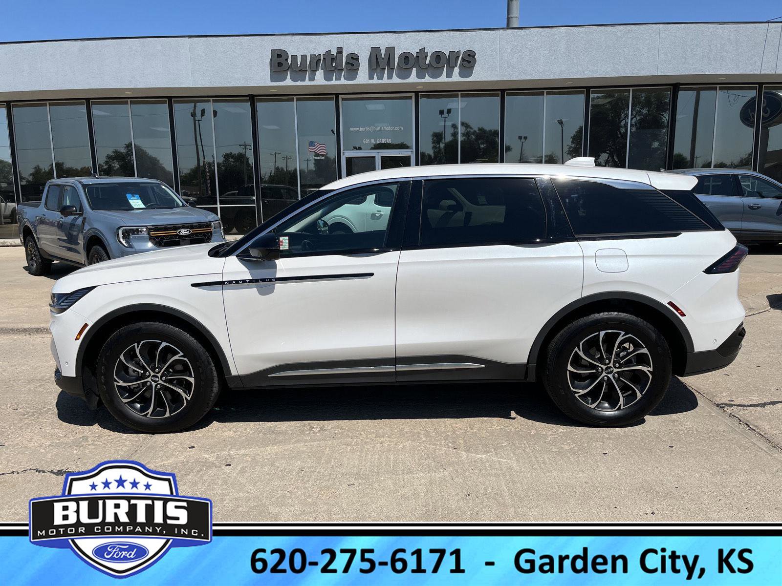 Used 2024 Lincoln Nautilus Premier AWD/4WD video 1