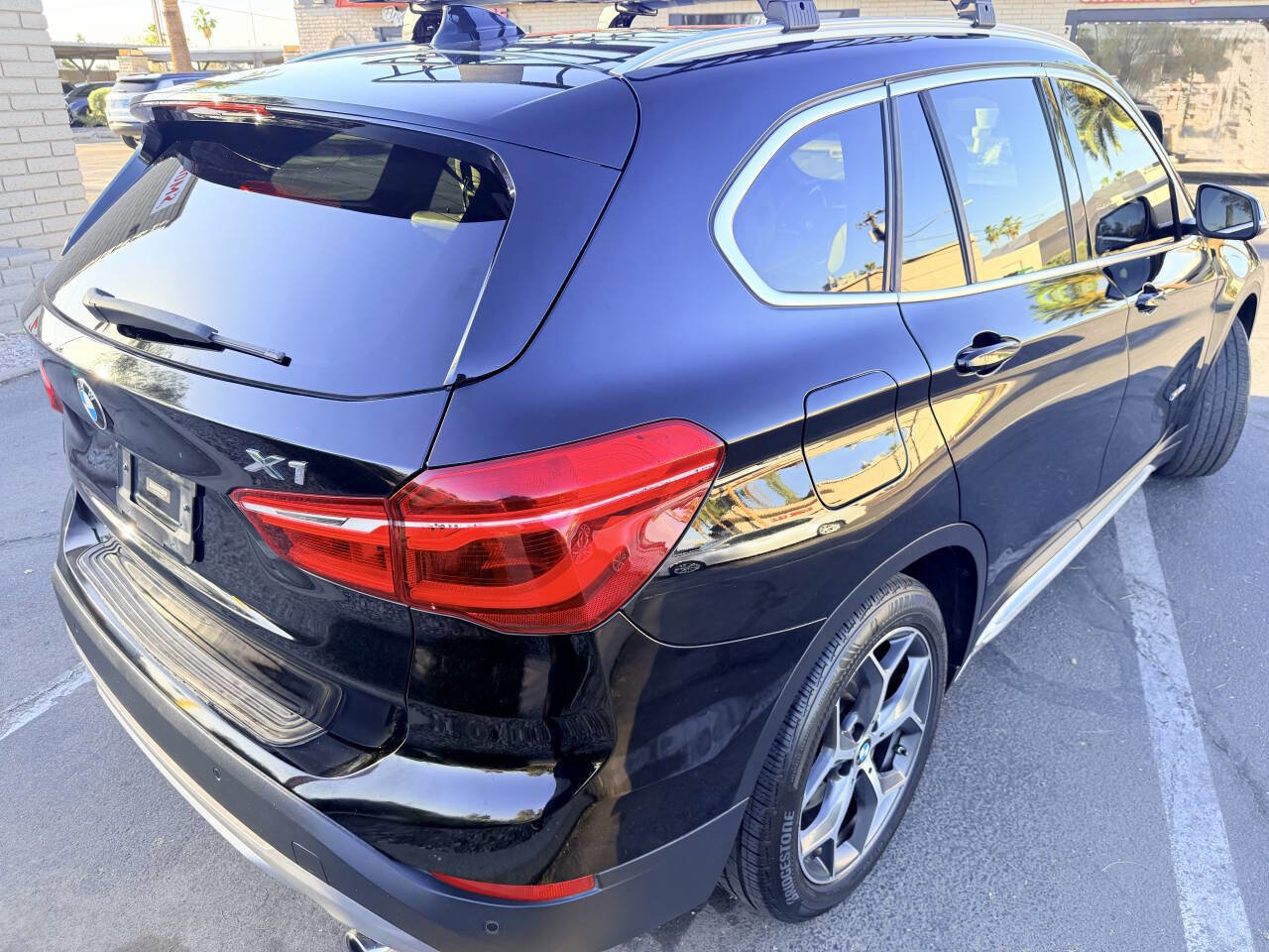Used 2017 BMW X1 xDrive28i AWD/4WD image 6