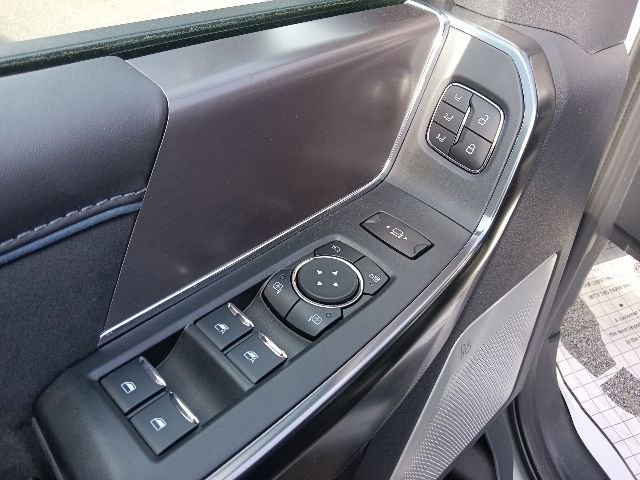 New 2026 Ford F250 Platinum AWD/4WD image 12