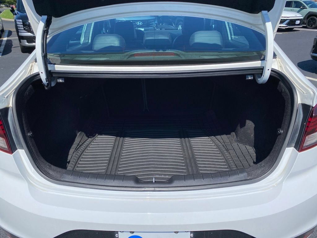 Used 2020 Hyundai Elantra Sport w/ Cargo Package (C1) FWD image 16