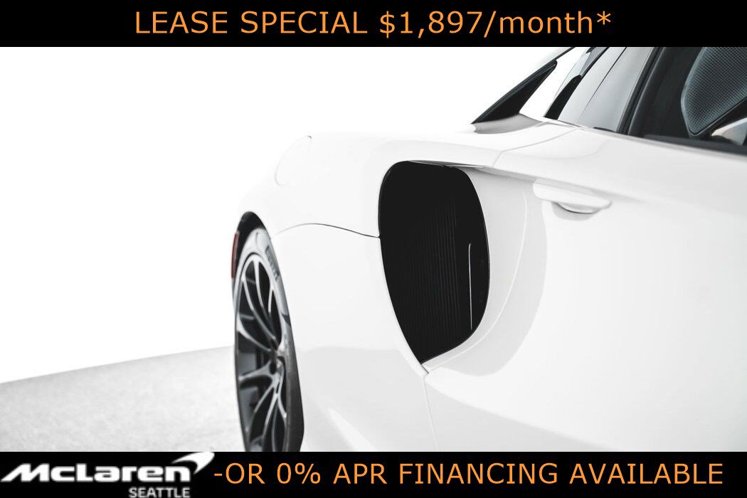 Used 2025 McLaren Artura Spider RWD image 3