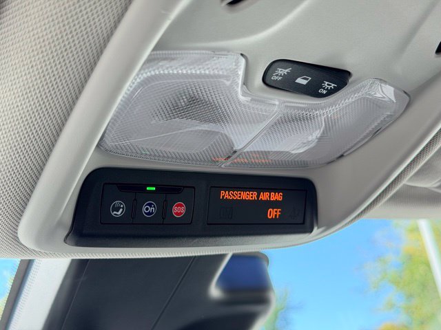 Used 2023 Chevrolet Bolt EUV LT w/ Comfort Package FWD image 18