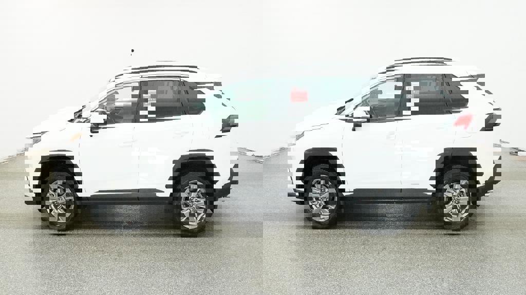 New 2025 Toyota RAV4 XLE image 4