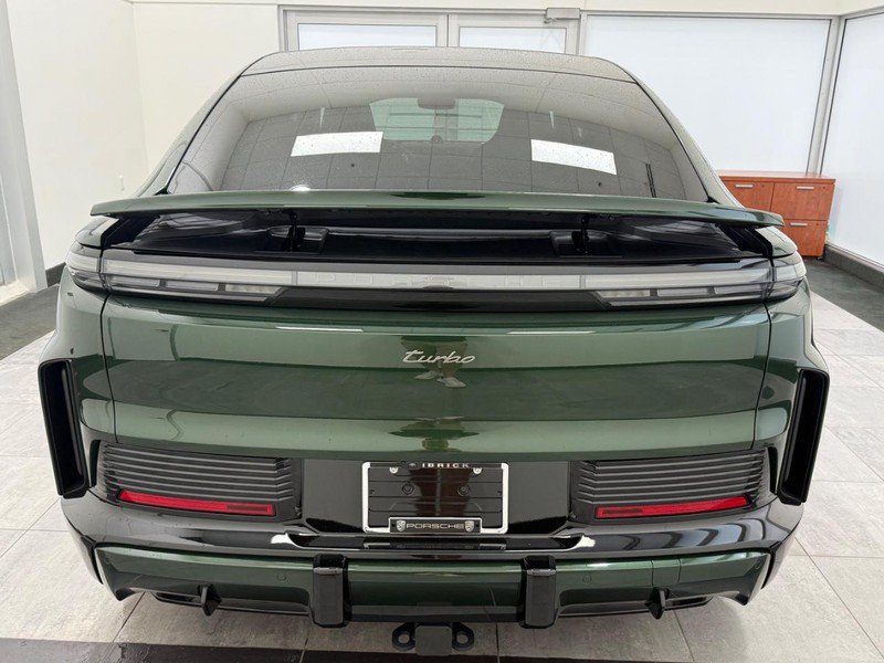 New 2026 Porsche Cayenne Turbo AWD/4WD image 4
