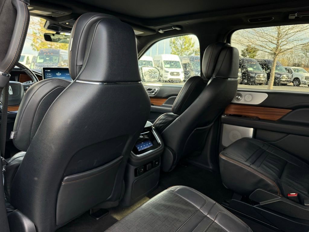 Used 2022 Lincoln Navigator Black Label image 25