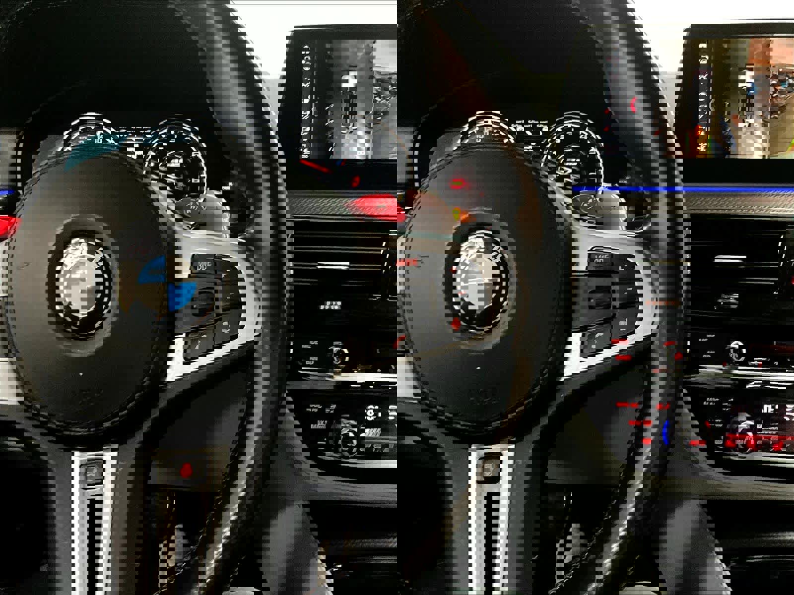 Used 2018 BMW M5 image 20