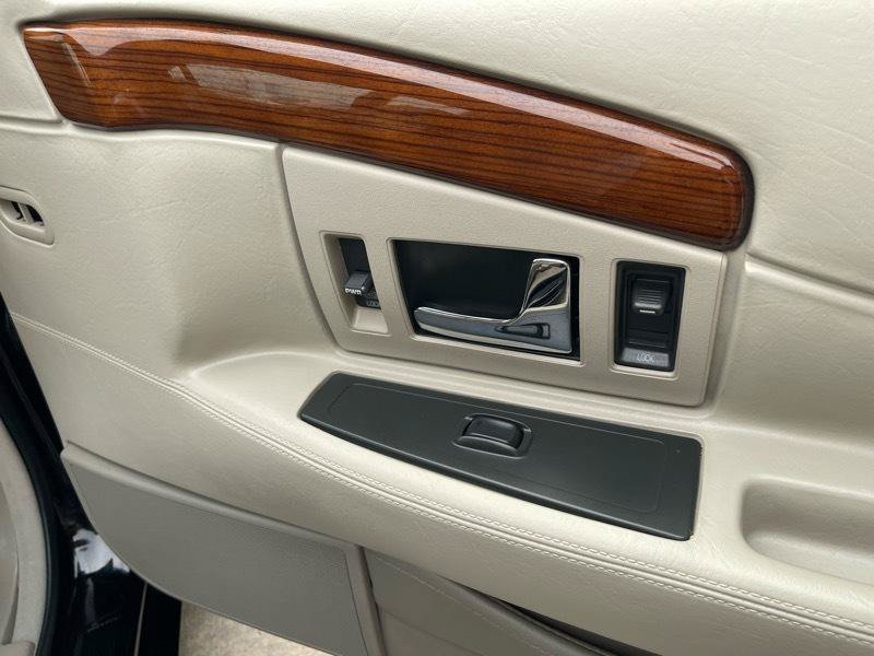 Used 2001 Cadillac Eldorado Touring FWD image 36