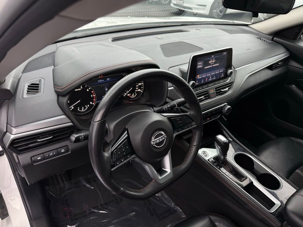 Used 2024 Nissan Altima 2.5 SR image 18