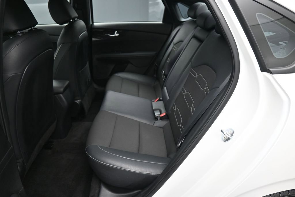 Certified 2024 Kia Forte GT-Line FWD image 20