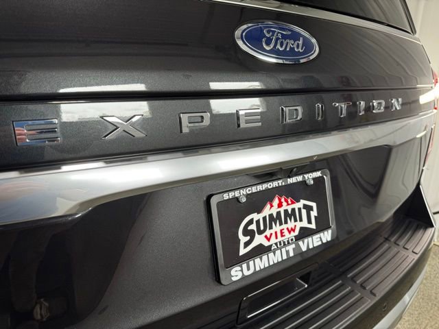 Used 2024 Ford Expedition Platinum image 36
