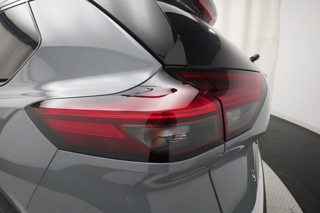 Certified 2023 Nissan Rogue SL image 34