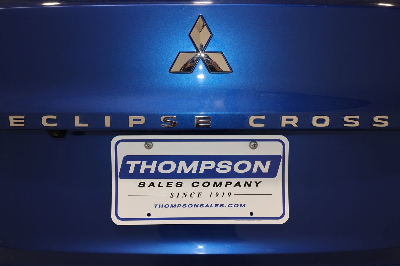 Used 2025 Mitsubishi Eclipse Cross Black Edition image 35