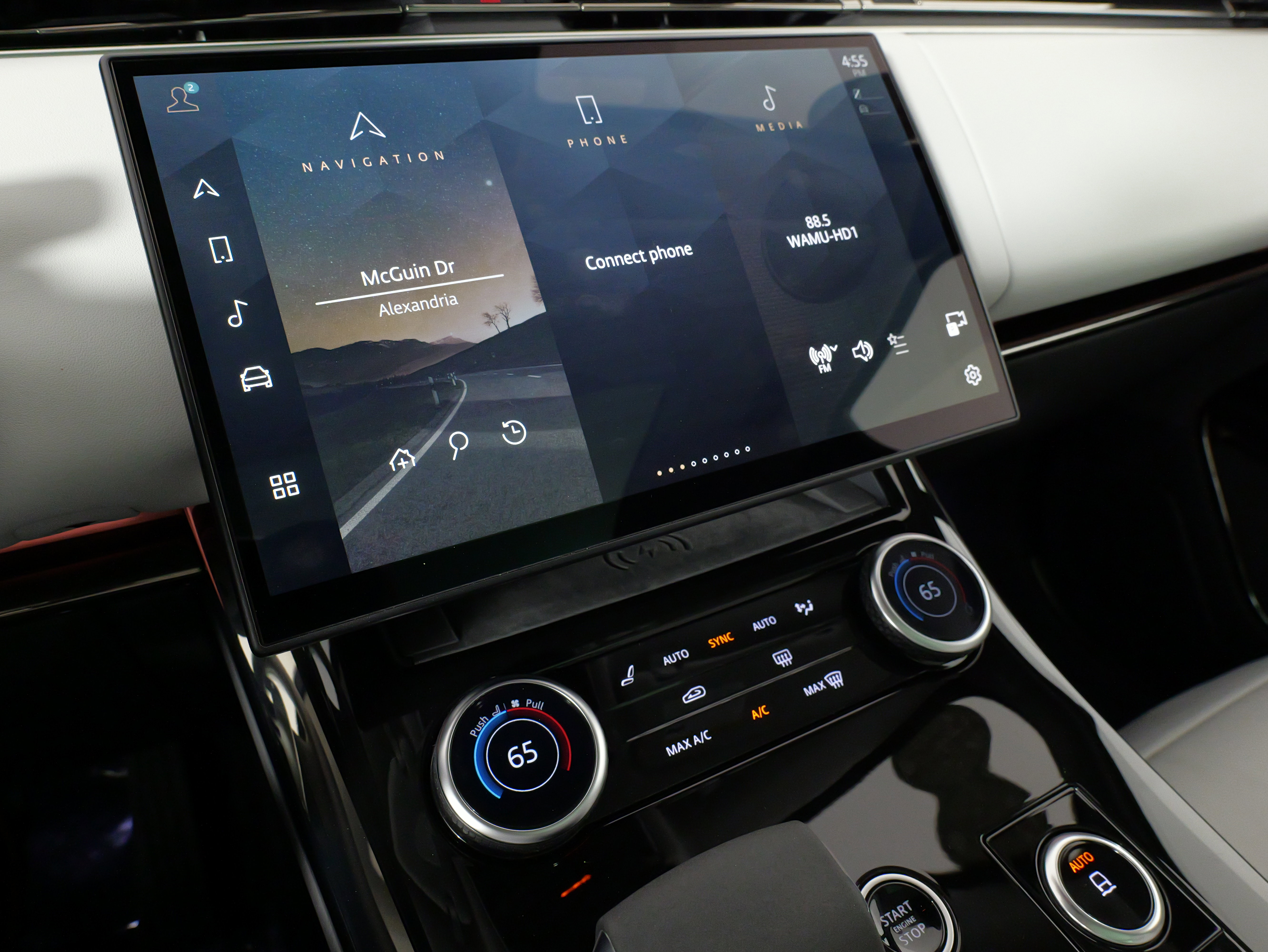 Used 2023 Land Rover Range Rover Sport SE image 55