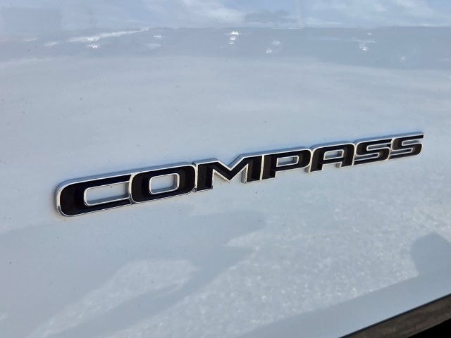 Used 2024 Jeep Compass Limited w/ Elite Group AWD/4WD image 19