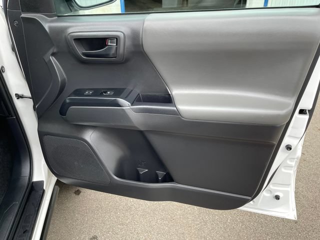 Used 2023 Toyota Tacoma SR AWD/4WD image 36