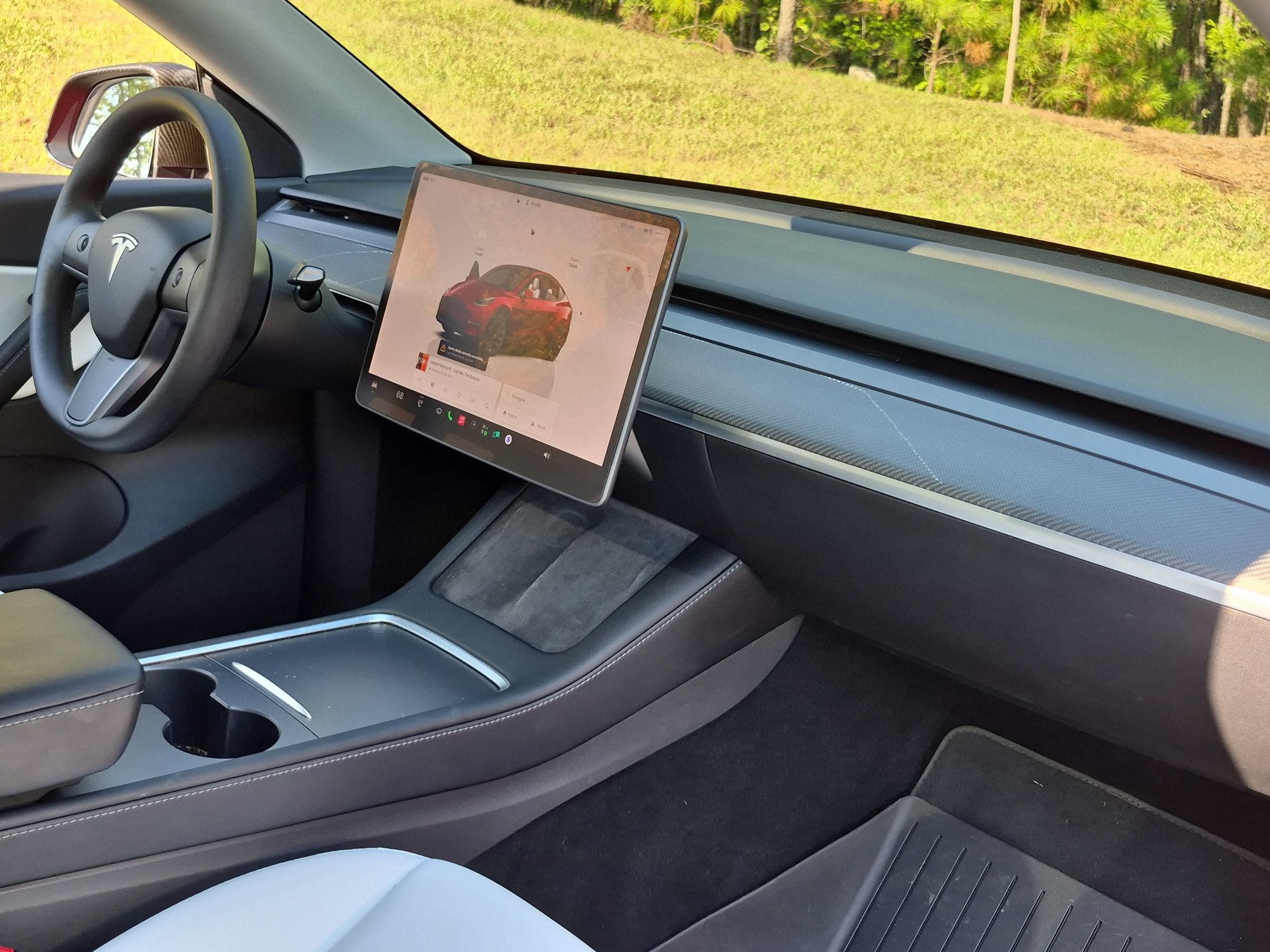 Used 2022 Tesla Model Y Long Range AWD/4WD image 18