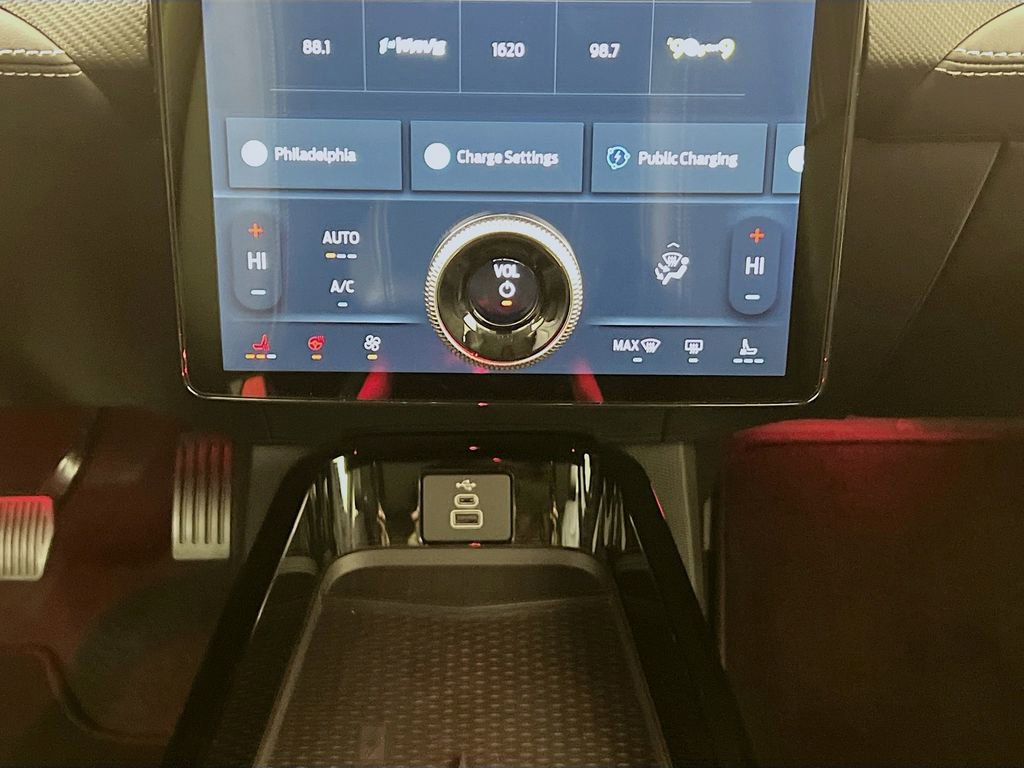 Used 2025 Ford Mustang Mach-E Premium image 21