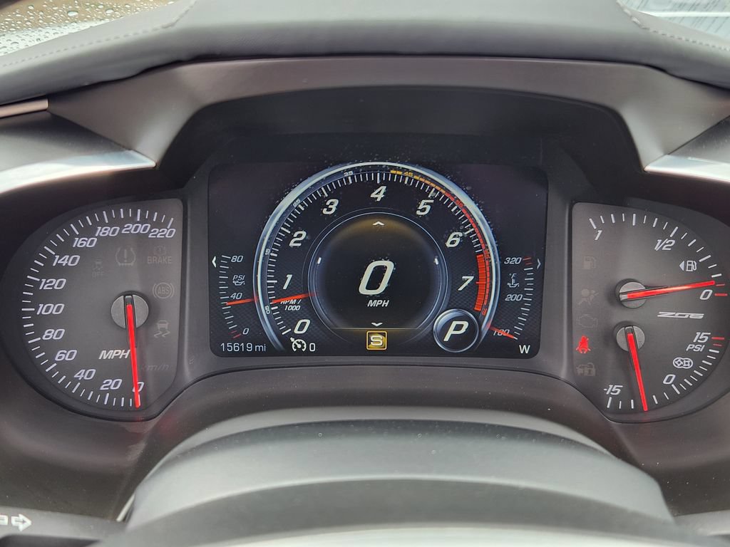 Used 2016 Chevrolet Corvette Z06 w/ 3LZ Preferred Equipment Group RWD image 20