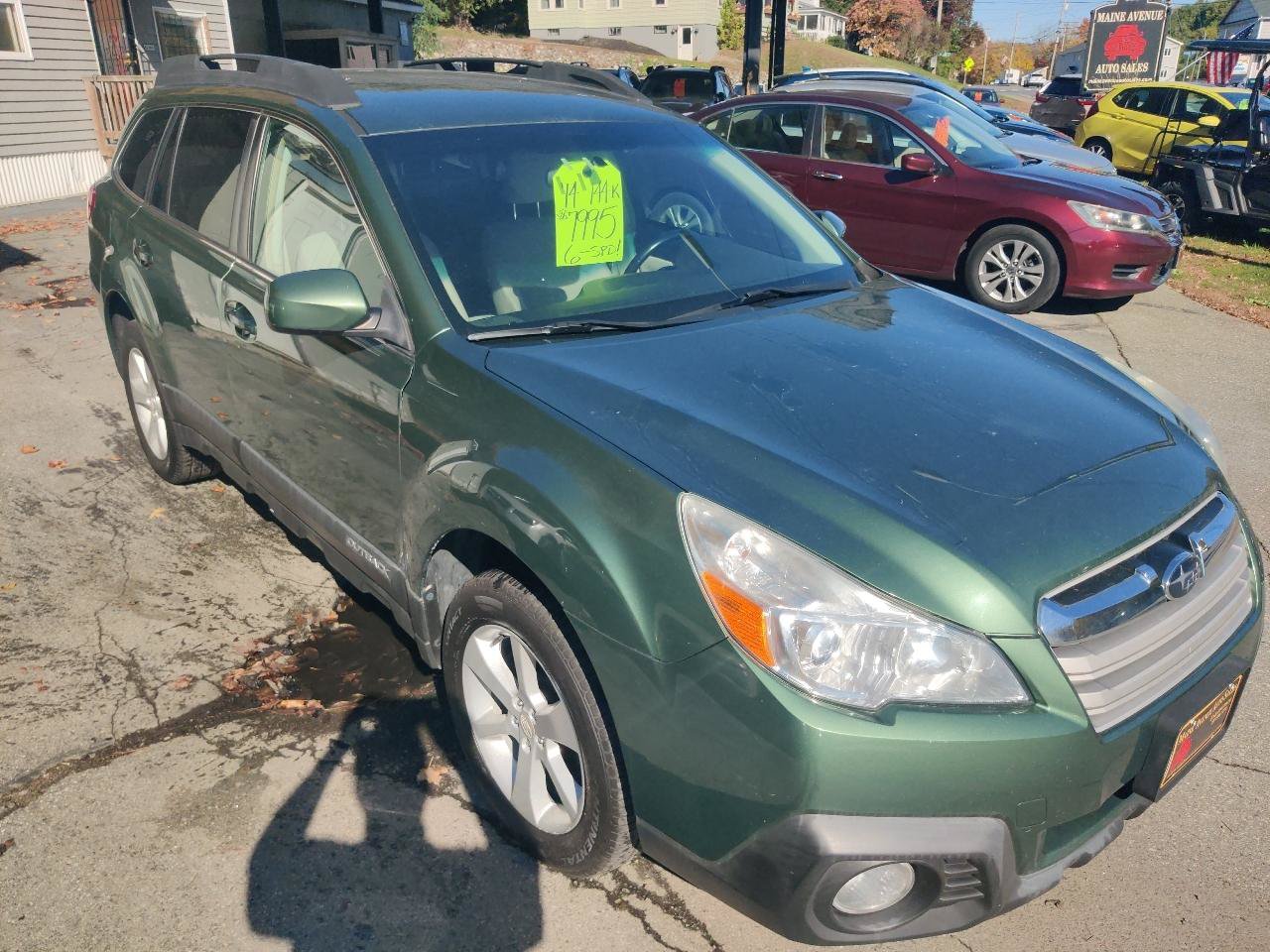 Used 2014 Subaru Outback 2.5i Premium AWD/4WD image 8
