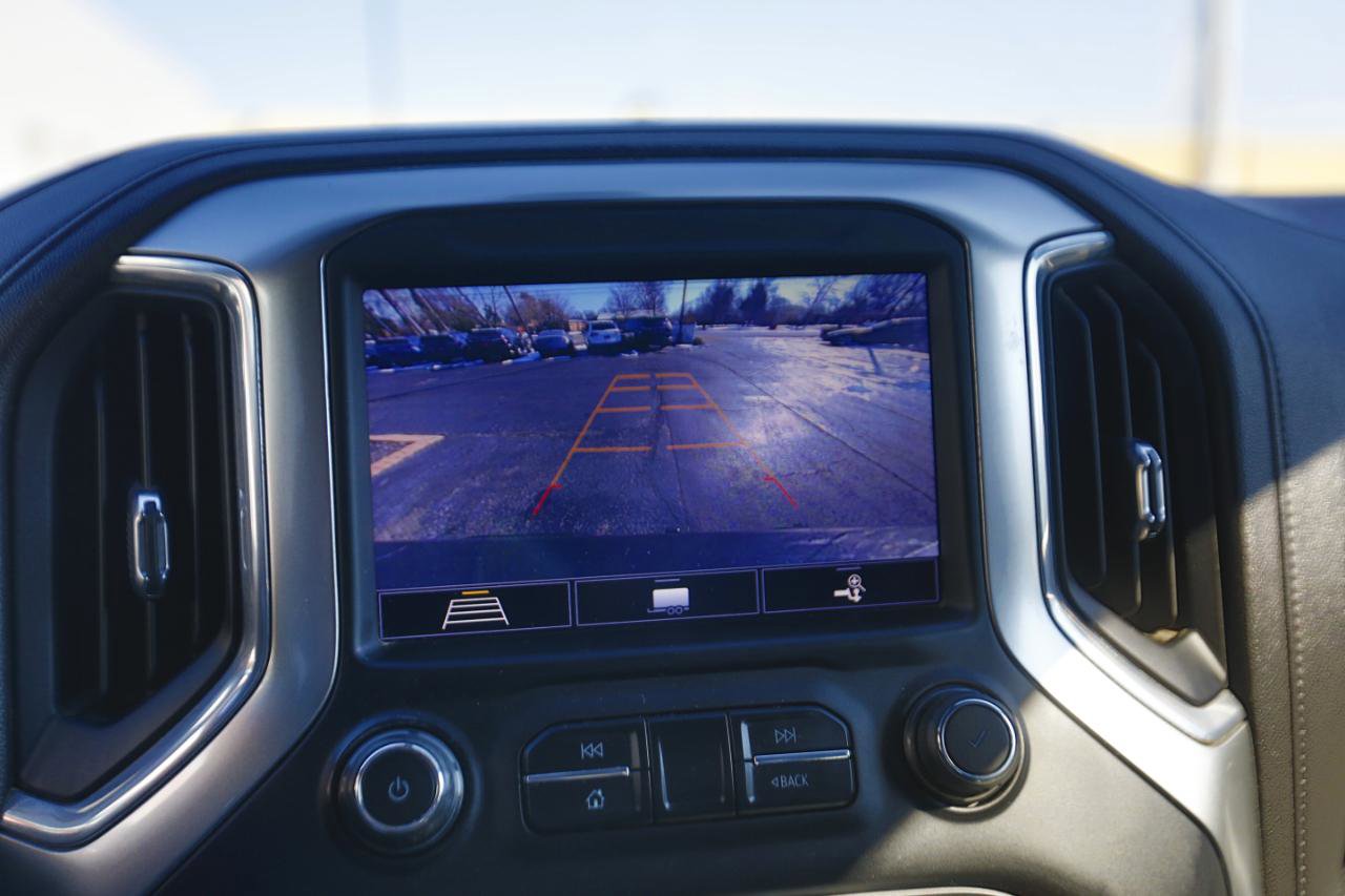 Used 2020 Chevrolet Silverado 1500 RST AWD/4WD image 9