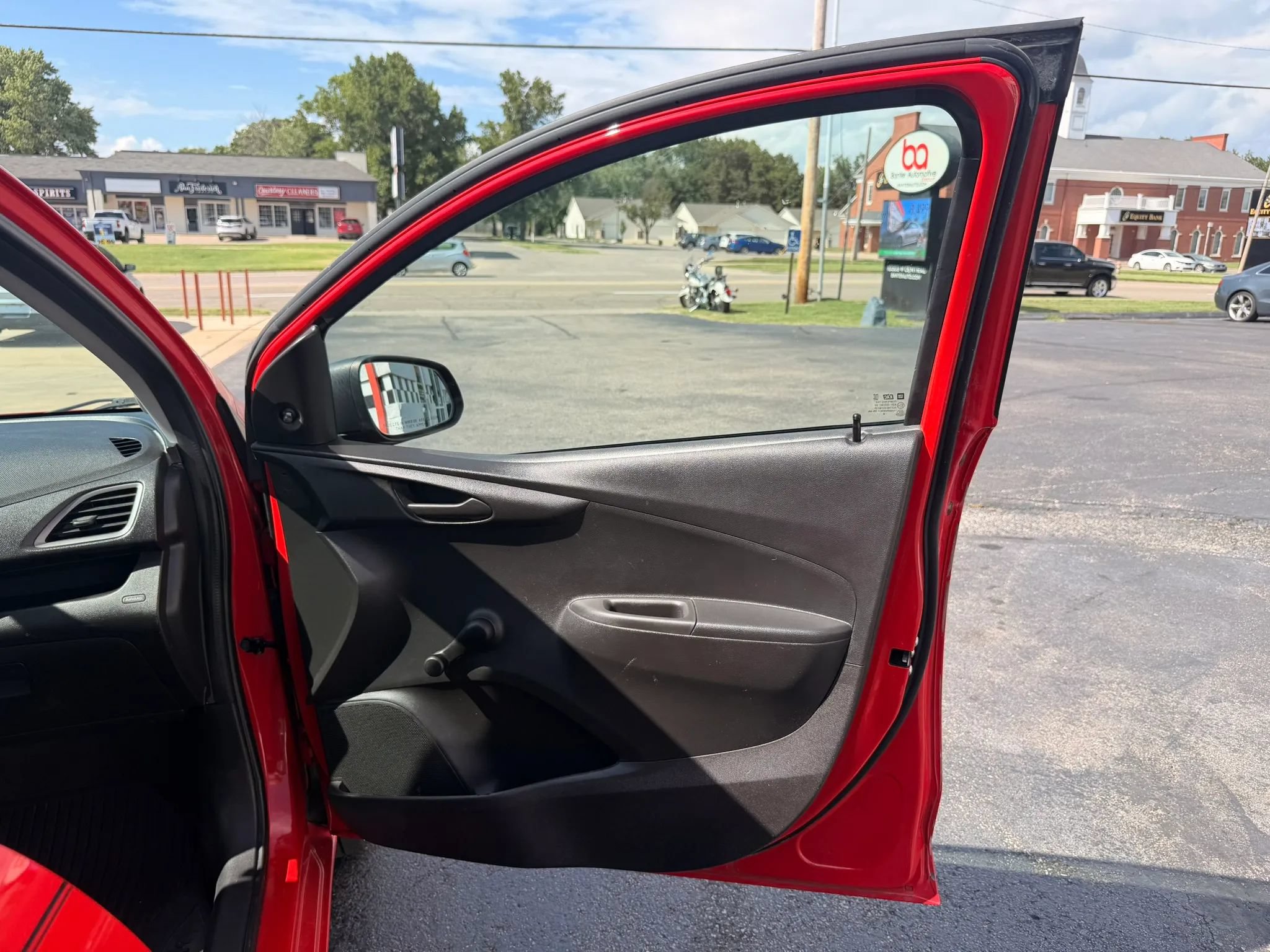Used 2020 Chevrolet Spark LS FWD image 27