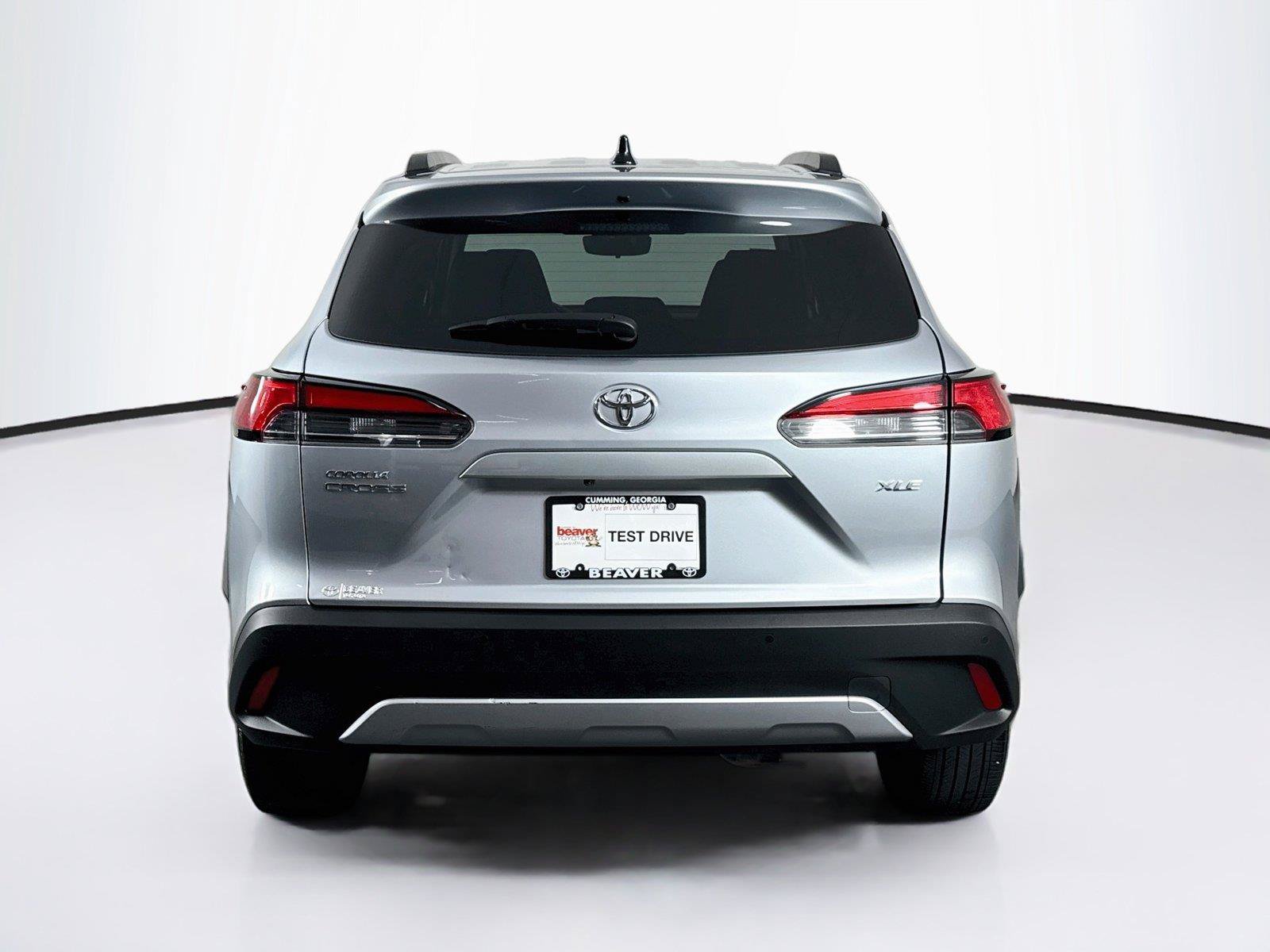 Certified 2025 Toyota Corolla Cross XLE FWD image 11