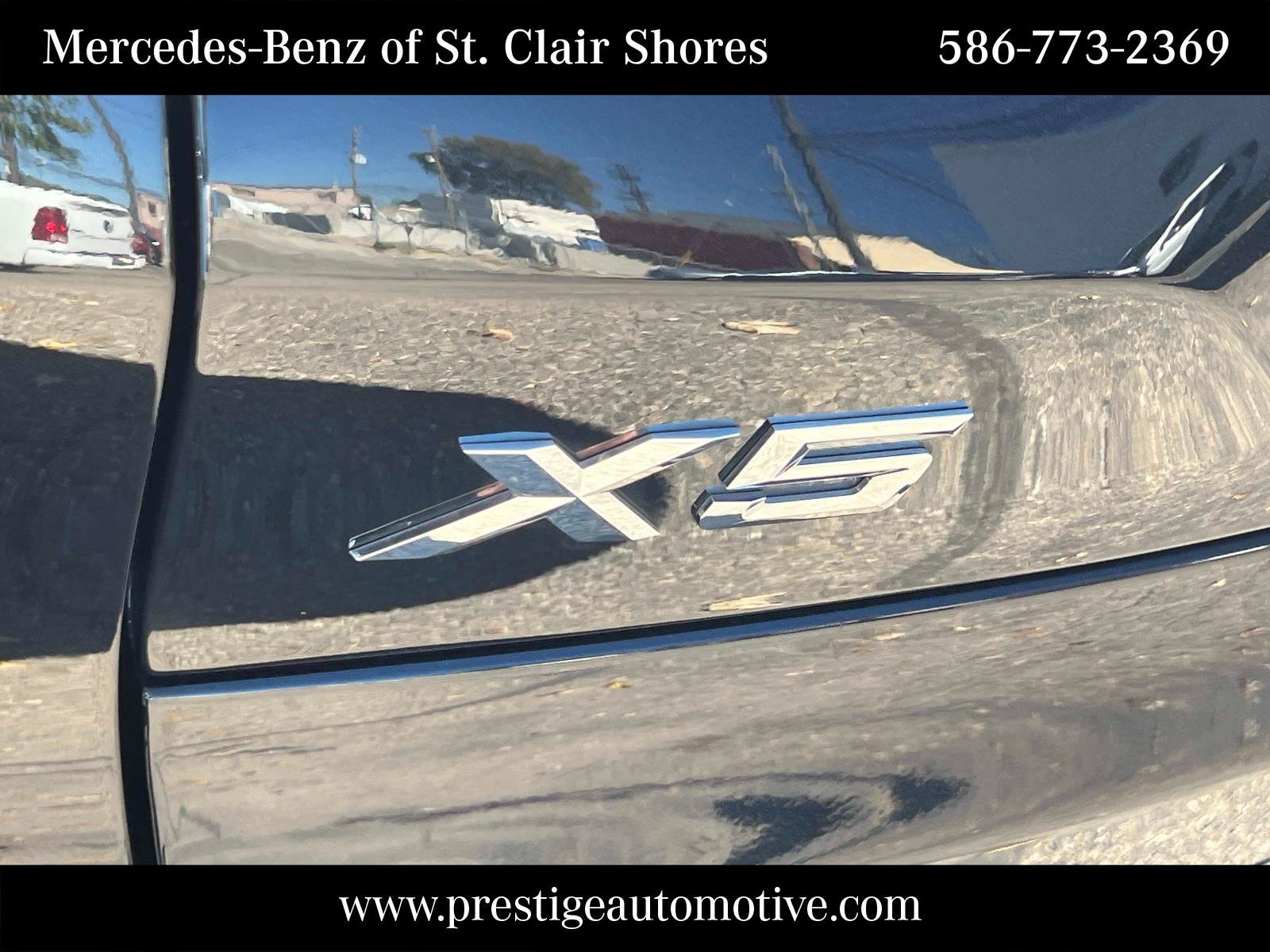 Used 2023 BMW X5 xDrive40i w/ Premium Package AWD/4WD image 12