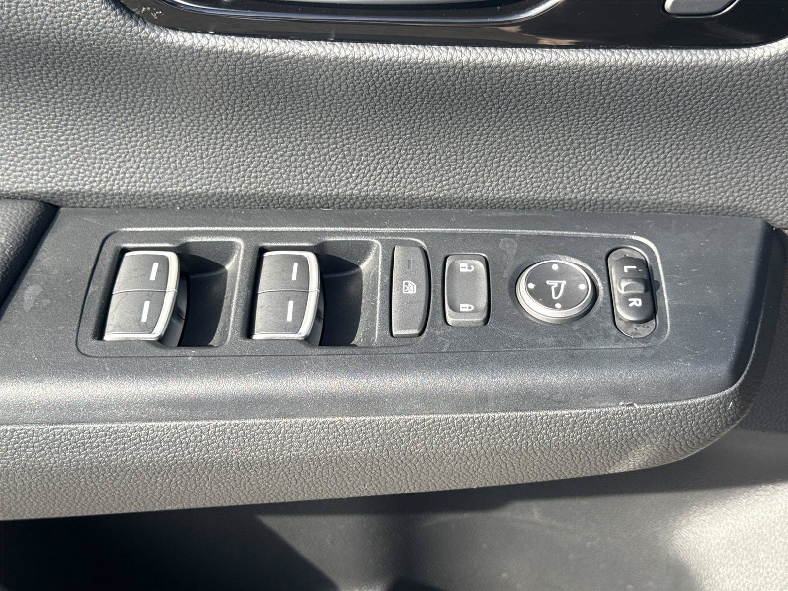 Certified 2024 Honda CR-V EX-L image 11