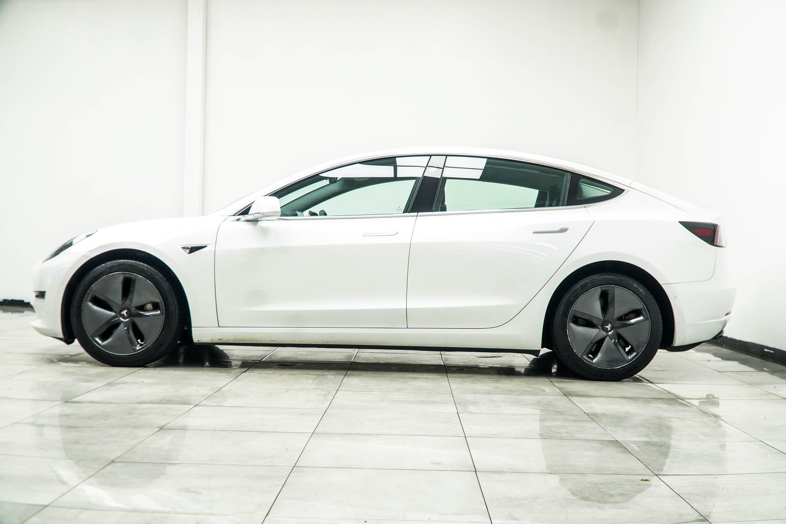 Used 2019 Tesla Model 3 Long Range AWD/4WD image 10